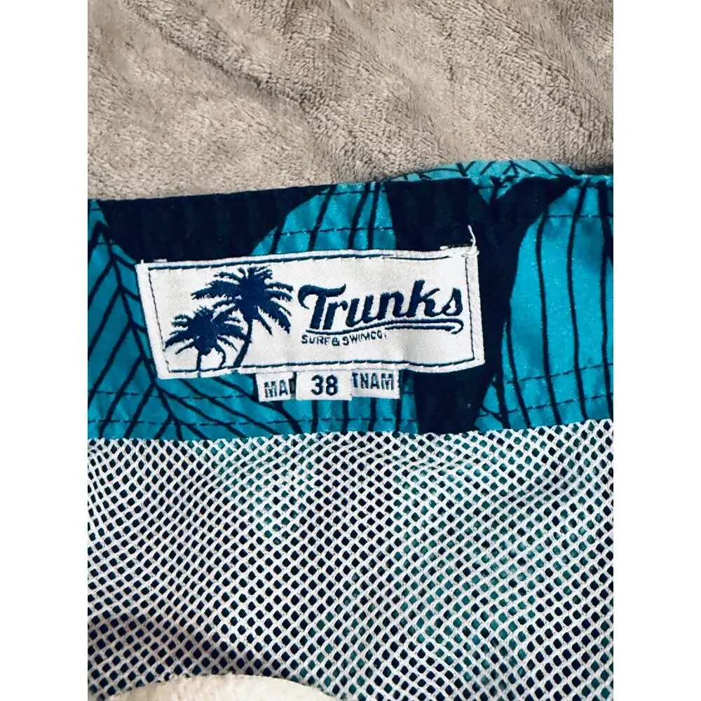 Trunks Surf & Swim Co.‎ Size 38 Men Swim Shorts Lined Blue Black Leaves Ocean